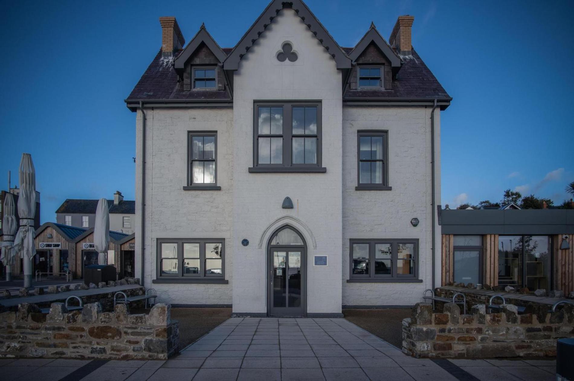 Ocean Cabins No 3 At The Square - Saundersfoot Habitación foto
