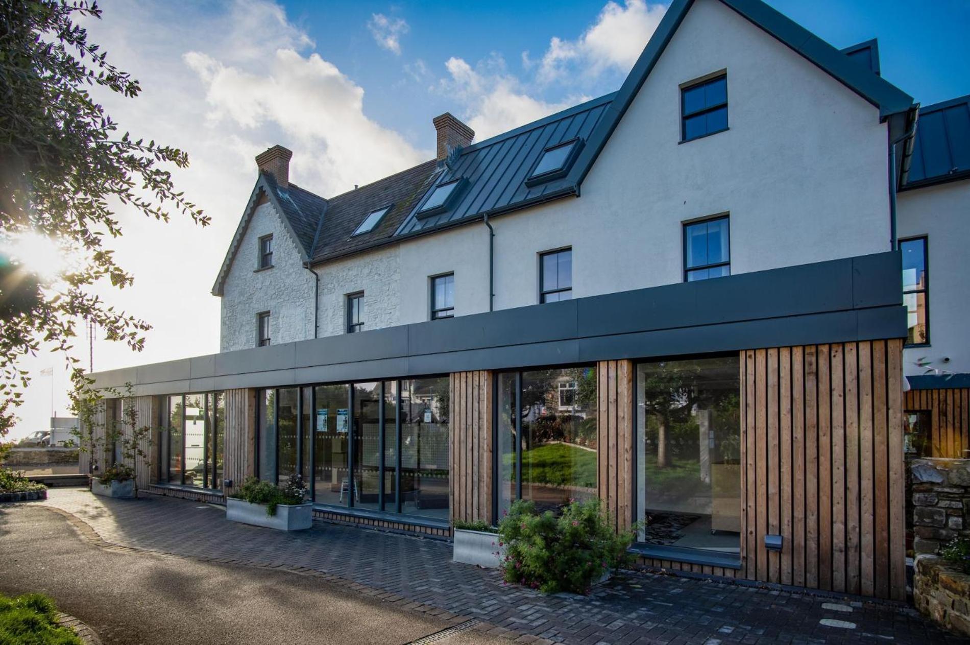 Ocean Cabins No 3 At The Square - Saundersfoot Habitación foto